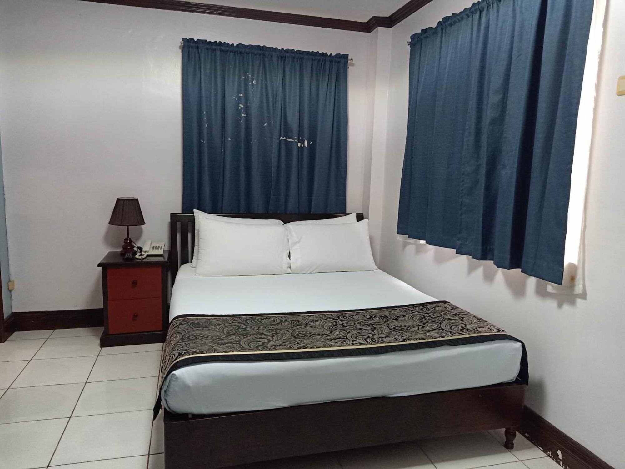 The Gabriella Bed And Breakfast Tagbilaran City Bagian luar foto